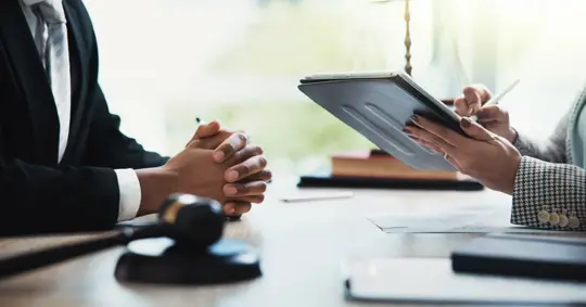 businessowner with a lawyer
