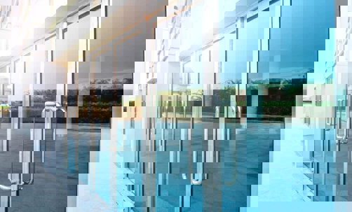 Commercial building glass doors